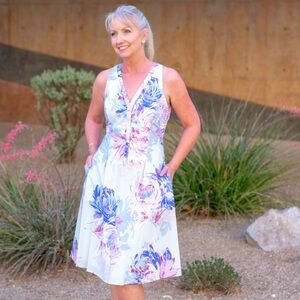 Gianni Bini Dress Womens 2 Erika Poplin A Walk In The Park